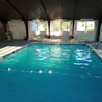 Adirondack Efficiencies - Pool - Hotels Near Me - Watertown, New York