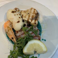 Evu - Grilled seafood