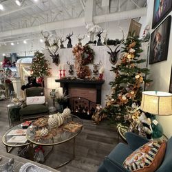 LG Gallery - Such a cozy way to display stuff