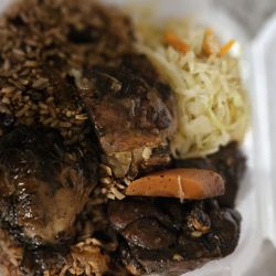 Buccaneers Jamaican Street Jerk - Brown stew chicken