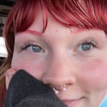 BlossomTology - the one where you can see my pink nose ring is when i got them done, they looked beautiful but now they're so brittle - Hair Salons Near Me - St Cloud, Minnesota