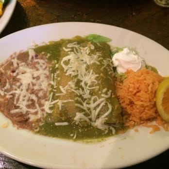 Los Compadres - Enchiladas and green sauce - Mexican Near Me - Long Beach, California