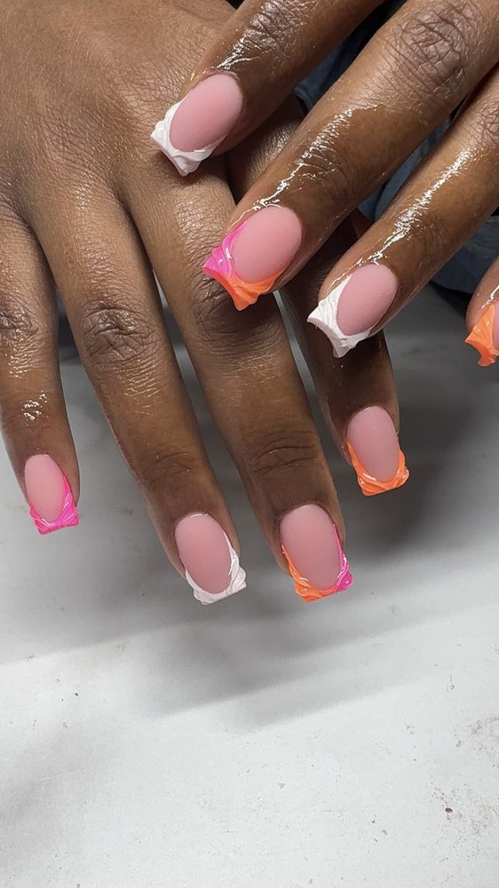 Nails Of Key Logo