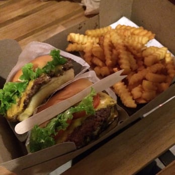 Shake Shack Tysons Corner - Single Shack, Double Shack & crinkle cut fries - Burgers Near Me - McLean, Virginia