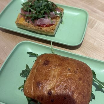 Bright Spot - Focaccia & Breakfast Sandwich - Coffee & Tea Near Me - Seattle, Washington Bright Spot - Focaccia & Breakfast Sandwich - Coffee & Tea Near Me - Seattle, Washington