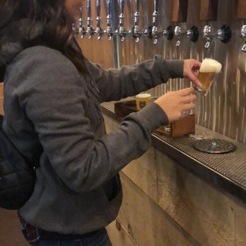 Union 32 Craft House - Sports Bars Near Me - Eagan, Minnesota
