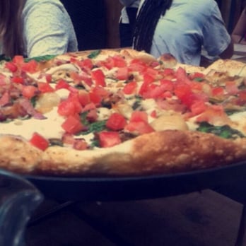 Homeslice - Pizza Near Me - Chicago, Illinois