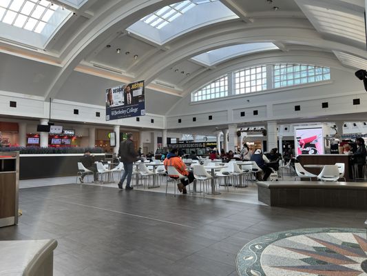 Menlo Park Mall by null