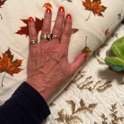 Beloit Nails Spa - Manicure.