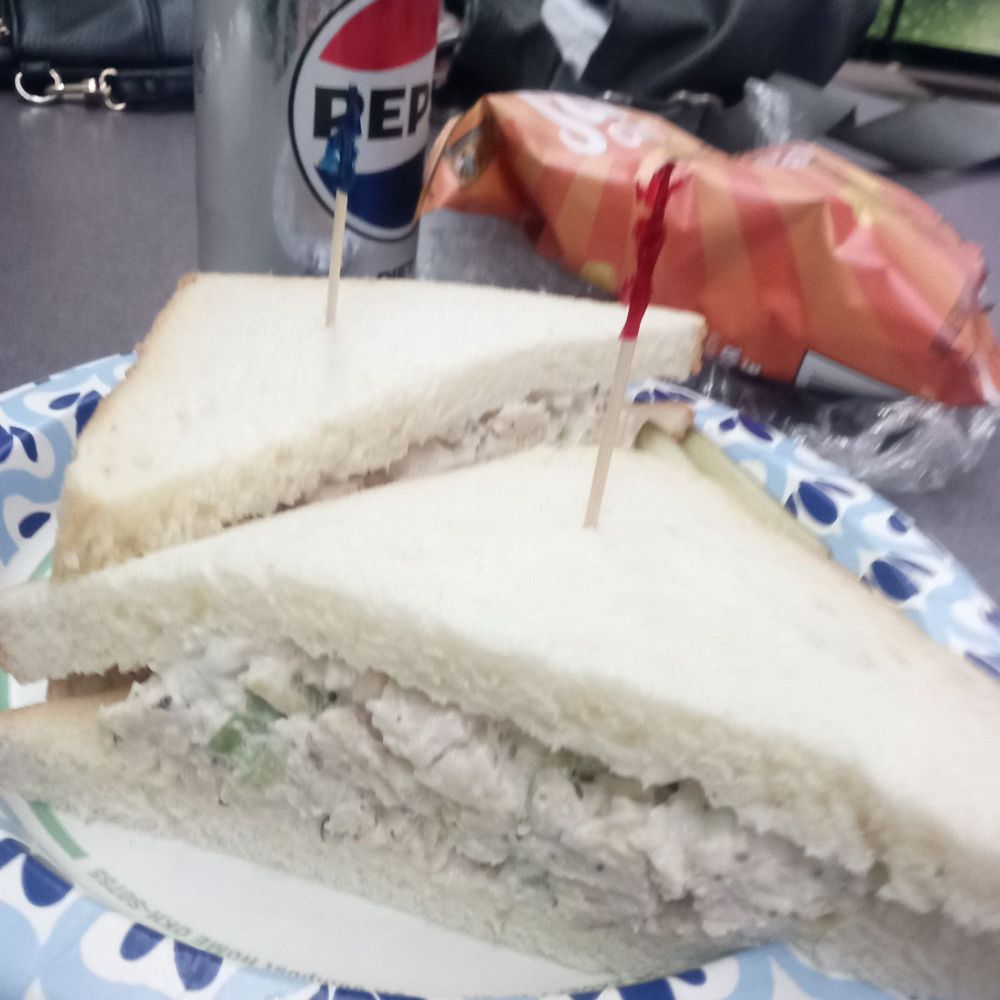 Food - Kaiser - Chicken salad sandwich - Cafeteria Near Me - Santa Rosa, California