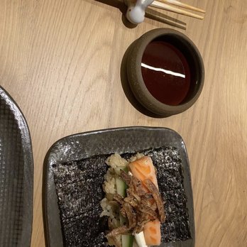 Gi-Jin - Sushi Bars Near Me - Pittsburgh, Pennsylvania