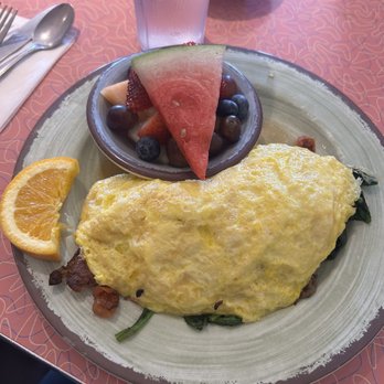 Bonnie Lu's - Veggie omelet: spinach, mushroom, onion, tomato, cheese with fruit and toast - Cafes Near Me - Ojai, California Bonnie Lu's - Veggie omelet: spinach, mushroom, onion, tomato, cheese with fruit and toast - Cafes Near Me - Ojai, California