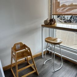 Sweet General Bakery Cafe - Minimalist interior
