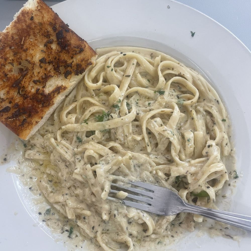 Luciano’s - Fettuccine - Italian Near Me - Wartburg, Tennessee Luciano’s - Fettuccine - Italian Near Me - Wartburg, Tennessee