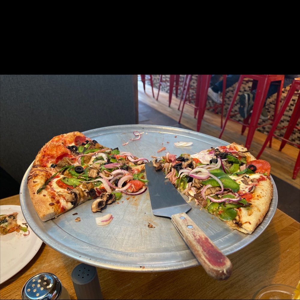 Cosmos Pizza