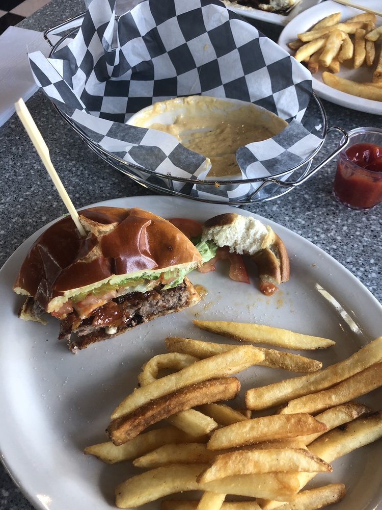 MT. PLEASANT GRILLE 40 Photos & 50 Reviews 100 S Main St, Mount