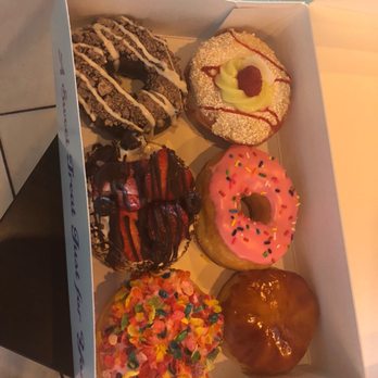 Mojo Donuts - Donuts Near Me - Pembroke Pines, Florida Mojo Donuts - Donuts Near Me - Pembroke Pines, Florida