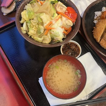 Donburi Cafè - Tofu Veggie Don - Japanese Near Me - Long Beach, California Donburi Cafè - Tofu Veggie Don - Japanese Near Me - Long Beach, California