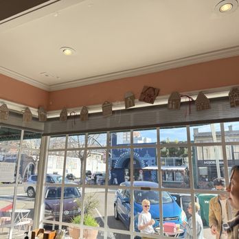 Bake Sum - Charming window treatment - Desserts Near Me - Oakland, California