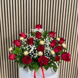Doral Roses Miami - 24 y 25 febrero pague 1 lleve 2 

https://doralroses.miami/