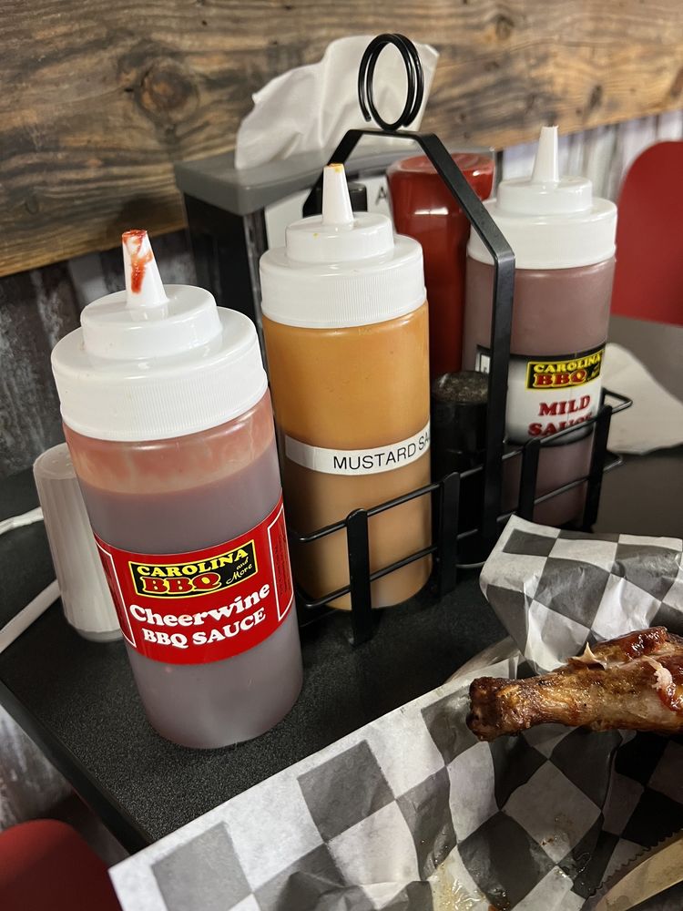 Food from Carolina Barbecue