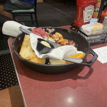 Hash House A Go Go - Didn't finish this skillet - New American Near Me - Las Vegas, Nevada Hash House A Go Go - Didn't finish this skillet - New American Near Me - Las Vegas, Nevada