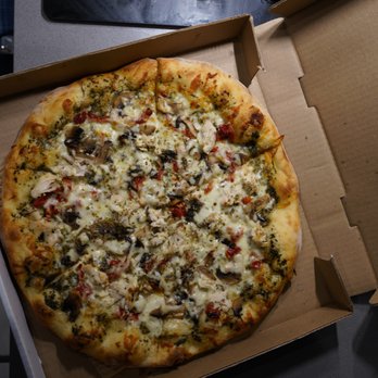 King Slice - a pizza in a pizza box - Pizza Near Me - Toronto, Ontario