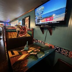 Herbert's - Interior seating