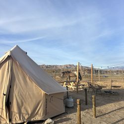 Cascade Trails Mustang Sanctuary - Tent, camp site and horsies