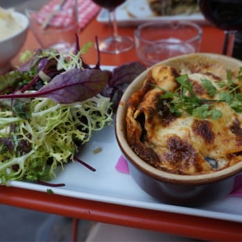 Le Temps des Cerises - Vegetarian lasagna at Le Temps des Cerises. The best vegetarian one I've ever had! - French Near Me - Paris, 75 Le Temps des Cerises - Vegetarian lasagna at Le Temps des Cerises. The best vegetarian one I've ever had! - French Near Me - Paris, 75