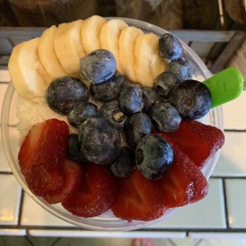 Banzai Bowls - Large Maui Sunrise $ 10. The Best Açaí BowL ever in OC. Listed the top 4 in Oc WeekLy 9.07.19 - Juice Bars & Smoothies Near Me - Costa Mesa, California Banzai Bowls - Large Maui Sunrise $ 10. The Best Açaí BowL ever in OC. Listed the top 4 in Oc WeekLy 9.07.19 - Juice Bars & Smoothies Near Me - Costa Mesa, California