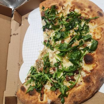 Neighborhood Pizza Guy - Pizza lab from 11/7/25. The cust is so thin and crunchy goes great with a lil hot honey - Pizza Near Me - Menlo Park, California Neighborhood Pizza Guy - Pizza lab from 11/7/25. The cust is so thin and crunchy goes great with a lil hot honey - Pizza Near Me - Menlo Park, California