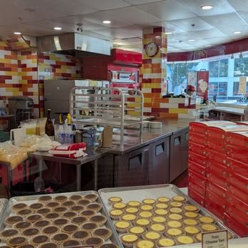 Uncle Tetsu's Japanese Cheesecake - Industrial ovens. Some offerings besides cheesecake at store. - Desserts Near Me - Toronto, Ontario Uncle Tetsu's Japanese Cheesecake - Industrial ovens. Some offerings besides cheesecake at store. - Desserts Near Me - Toronto, Ontario