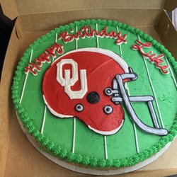 Eileen's Colossal Cookies - Cookie cake