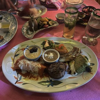 Edith's - Tampiqueña with Center Cut Beef Filet - Mexican Near Me - Cabo San Lucas, BCS Edith's - Tampiqueña with Center Cut Beef Filet - Mexican Near Me - Cabo San Lucas, BCS