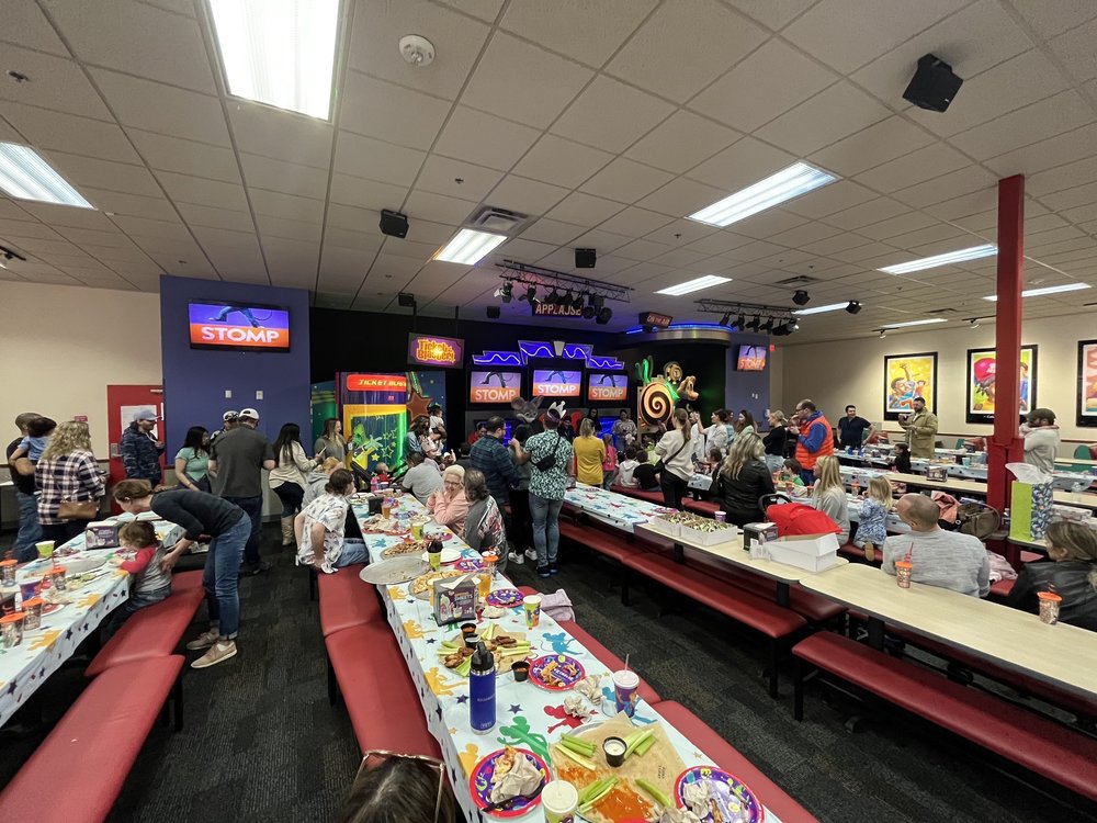 CHUCK E. CHEESE 17 Photos & 29 Reviews 1512 Nations Dr, Gurnee