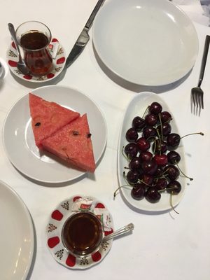 Asmali Saki Meyhanesi by null