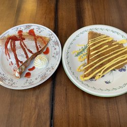 La Petite Crêperie - Mixed Berry and Ham & Gruyère Crepes. Delicious!