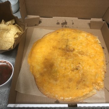 Macayo's Mexican Food - Chips & salsa w/ cheese crisp - Mexican Near Me - Mesa, Arizona Macayo's Mexican Food - Chips & salsa w/ cheese crisp - Mexican Near Me - Mesa, Arizona