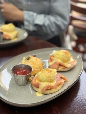 Mirella’s Tavern by null