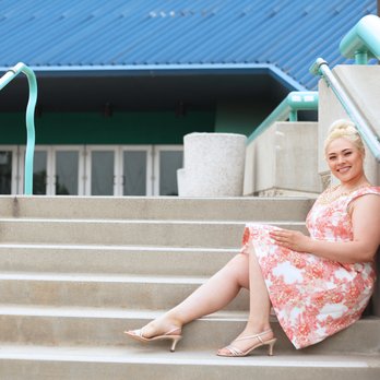 Nikki Giblin Photography - Graduation photo! - Session Photography Near Me