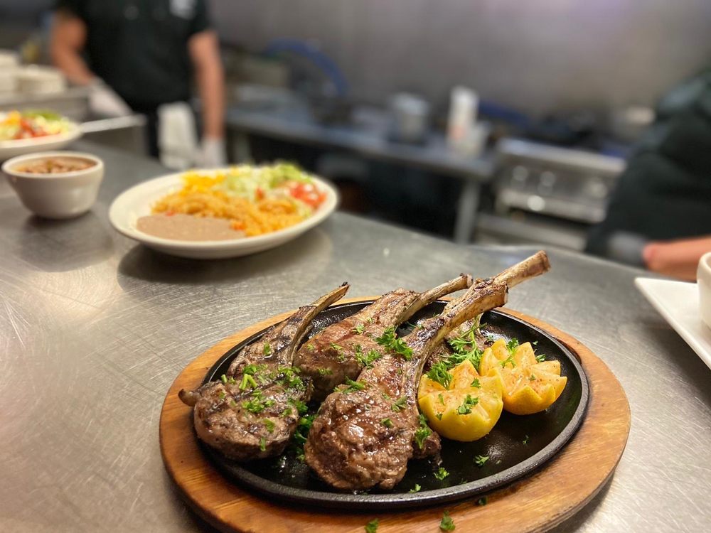 SPANISH FLOWERS MEXICAN BAR & GRILL Updated September 2024 204