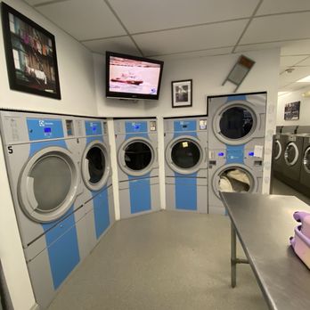 Waterfront Laundry - Dryers - Laundry Services Near Me - Boston, Massachusetts