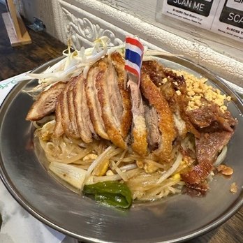 Suross Thai Bistro - Thai Near Me - New York, New York Suross Thai Bistro - Thai Near Me - New York, New York