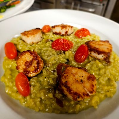 DeLucca's Italian Grill by null