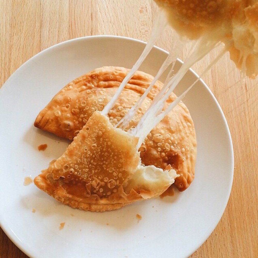 Cesar's Empanadas - The delicious cheese empanada. - Food Trucks Near Me - Brooklyn, New York Cesar's Empanadas - The delicious cheese empanada. - Food Trucks Near Me - Brooklyn, New York