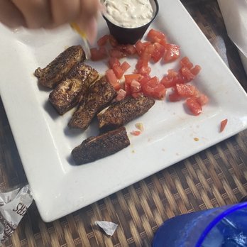 Hobo's Cafe - Fish fingers - New American Near Me - Key Largo, Florida
