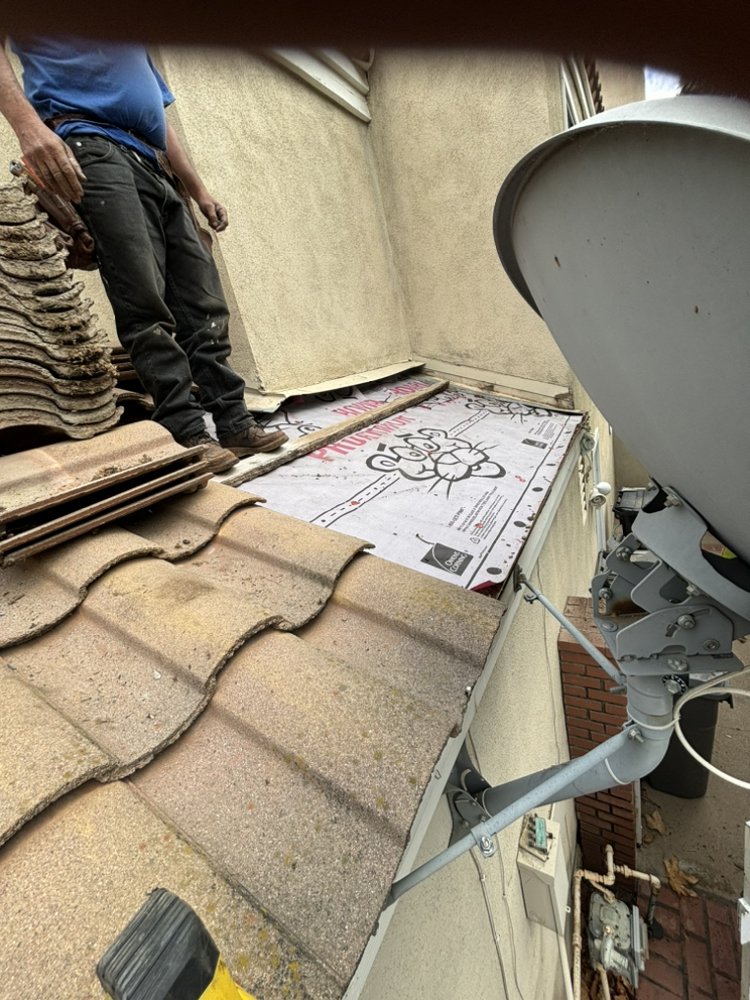 Slide of Troy Construction Roof & Solar