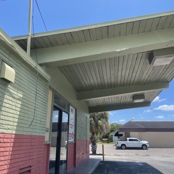 Julio's Sandwich Shop - Other side of the drive thru - Cuban Near Me - Lakeland, Florida