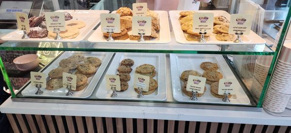 Cookie Crave & Creamery by null